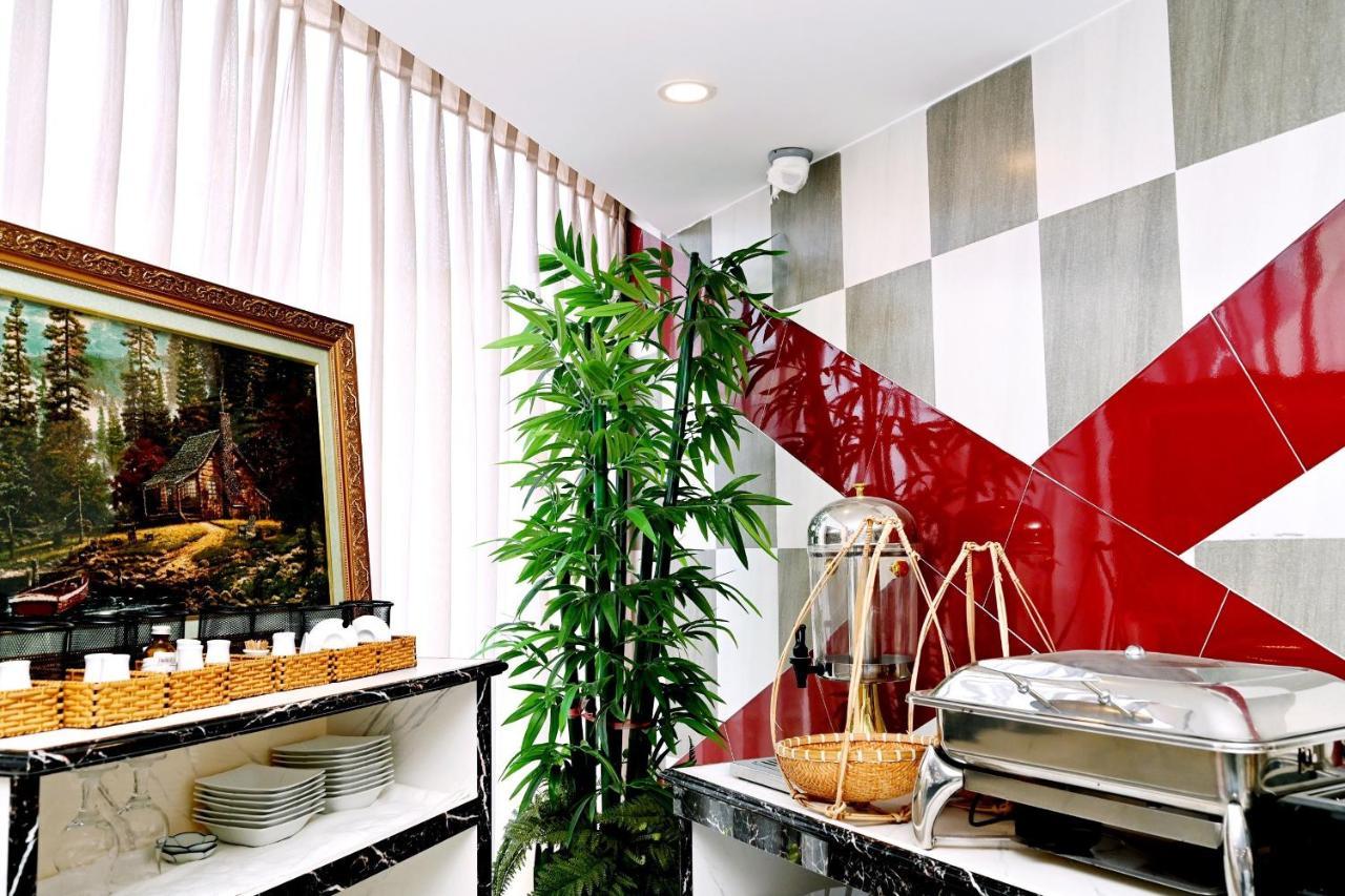 Ten Dollars Hotel Nha Trang Extérieur photo
